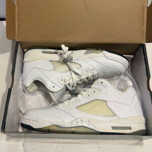 NEW 2006 Nike Air Jordan 5 Retro Low White Metallic (314337-101) READ Mismatched